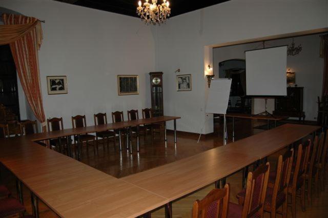 Zamek Dobra
